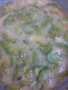 来姨妈可以吃凉瓜煎蛋吗,凉瓜煎蛋的温补美味探索”